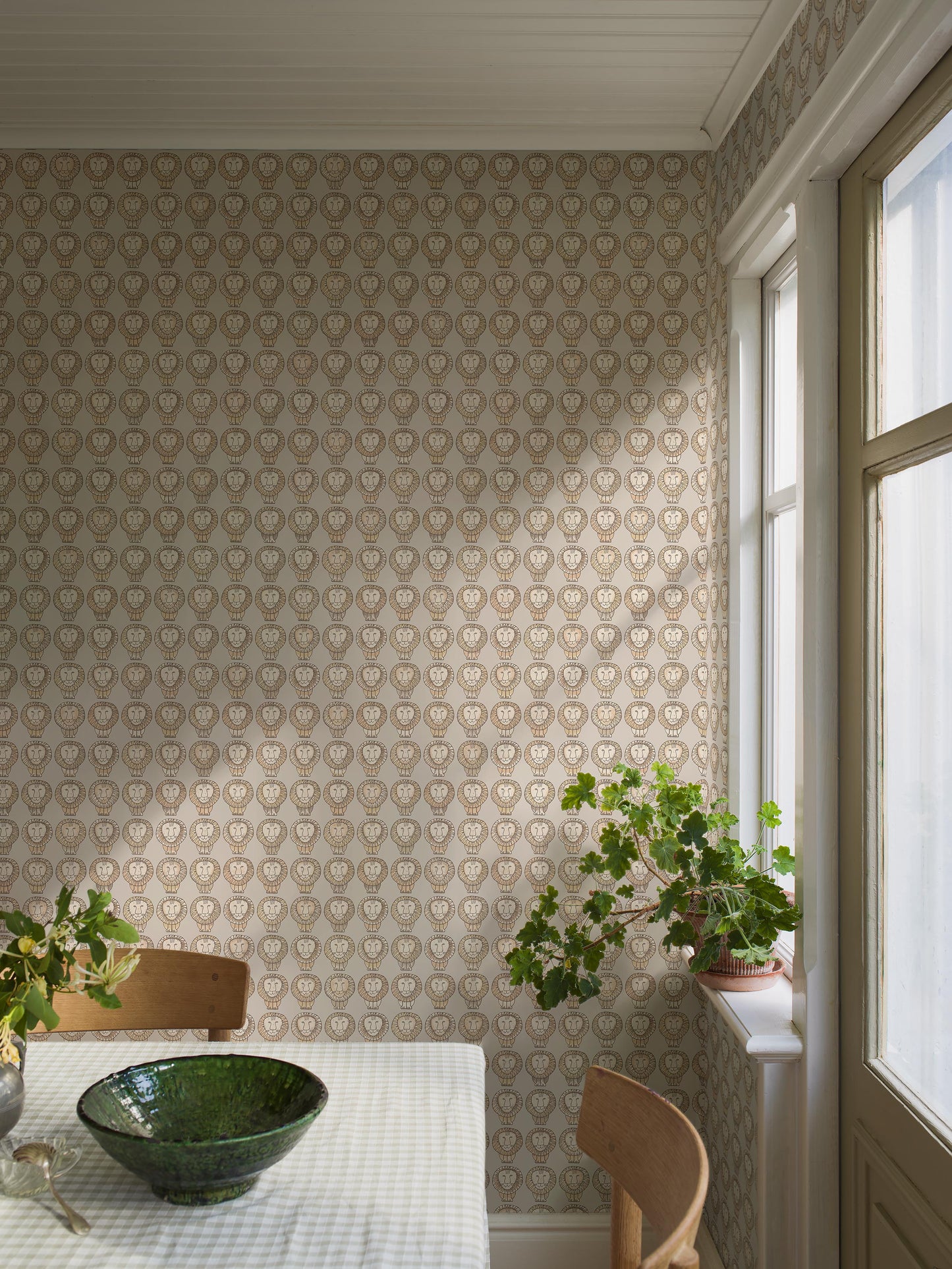 Lisa Larson Lejon 1377