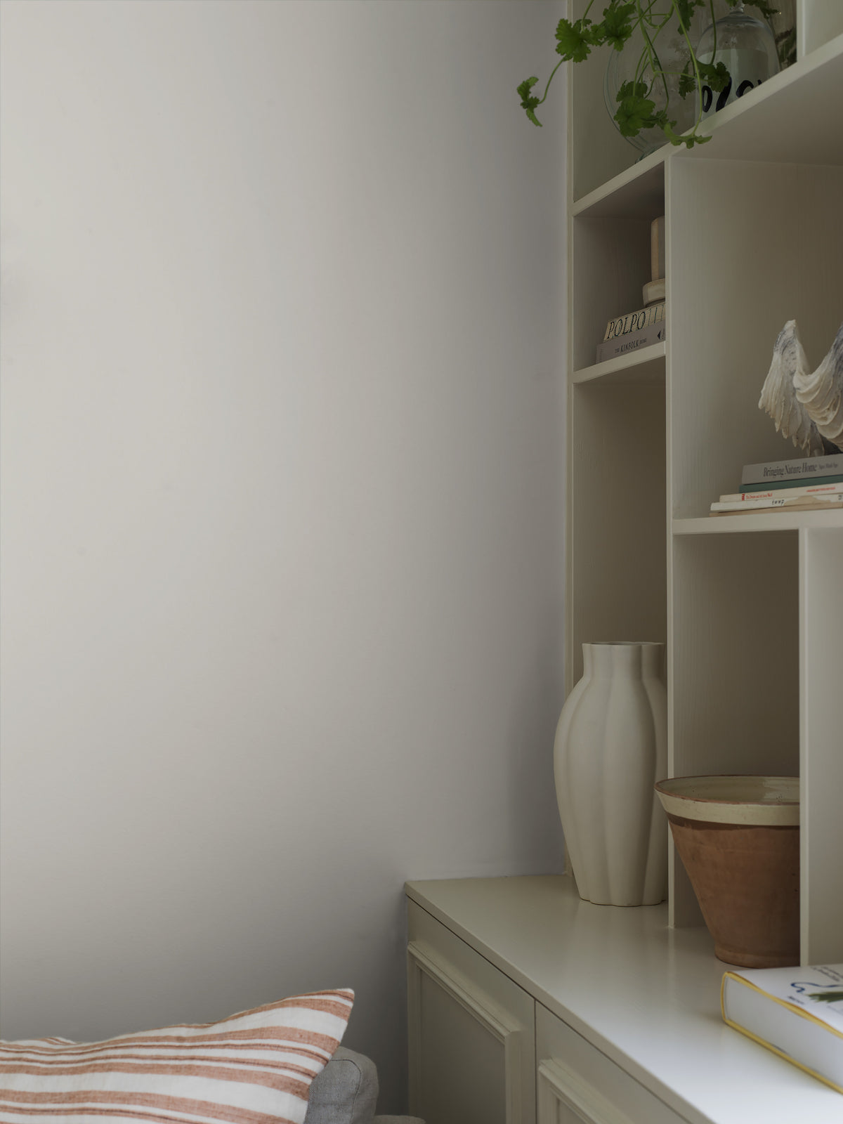 Porcelain 7563